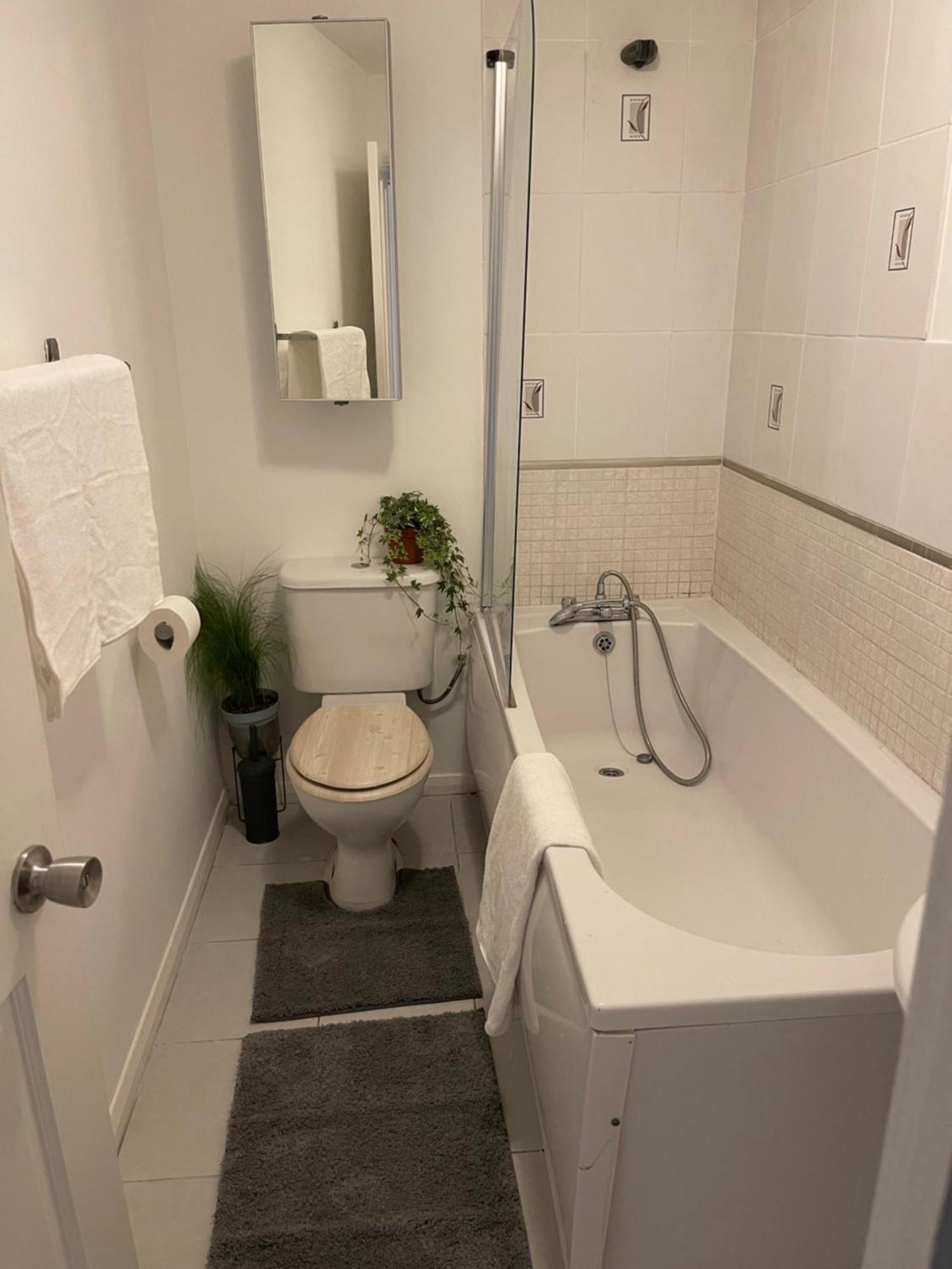 Cosy Flat Behind A Creekbeach In Grays Exterior foto